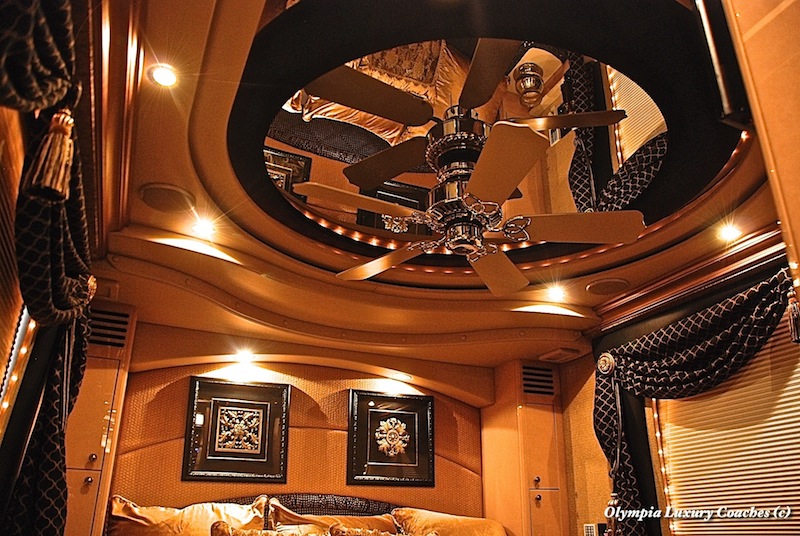 2000 Prevost Liberty H3-45 For Sale