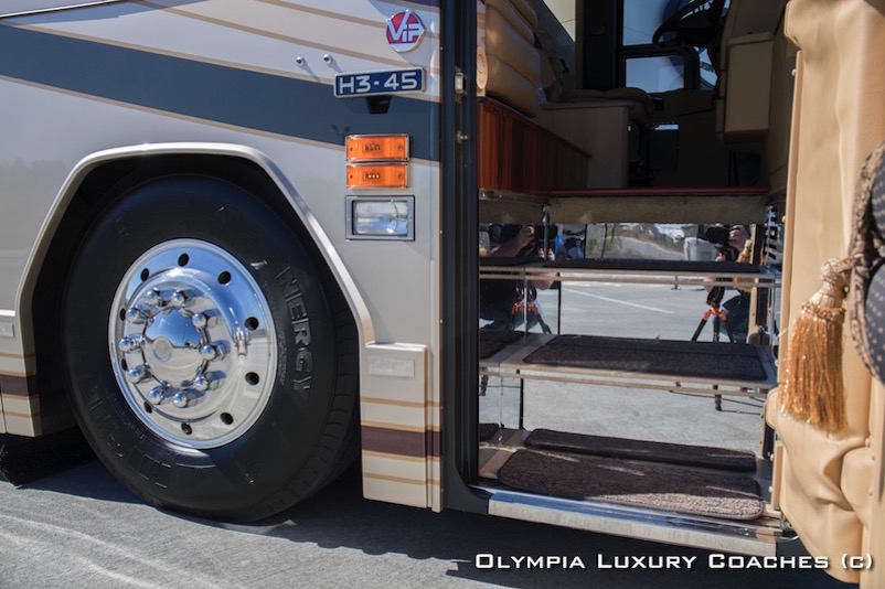 2000 Prevost Liberty H3-45 For Sale