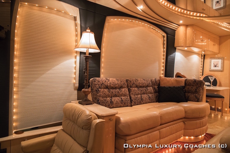 2000 Prevost Liberty H3-45 For Sale