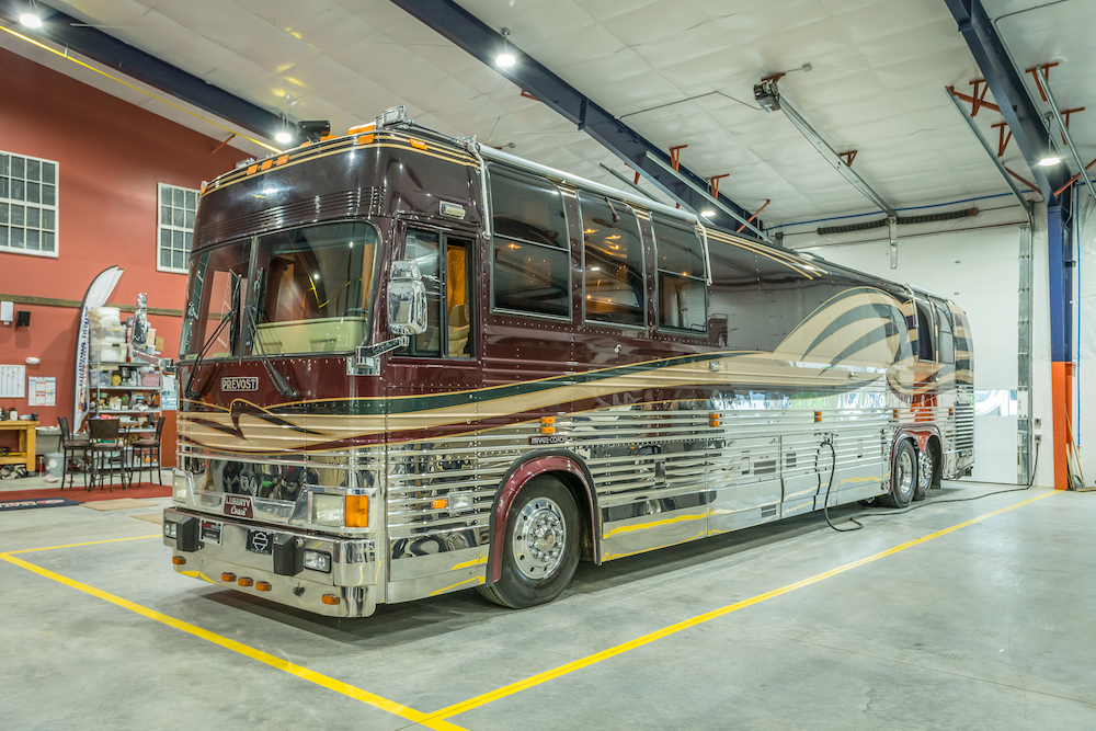 2000 Prevost Liberty XL For Sale