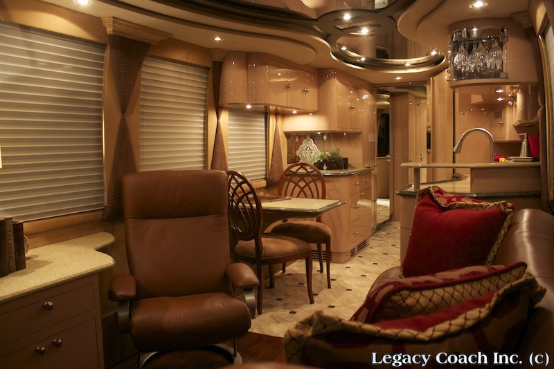 2000 Prevost Liberty XL For Sale