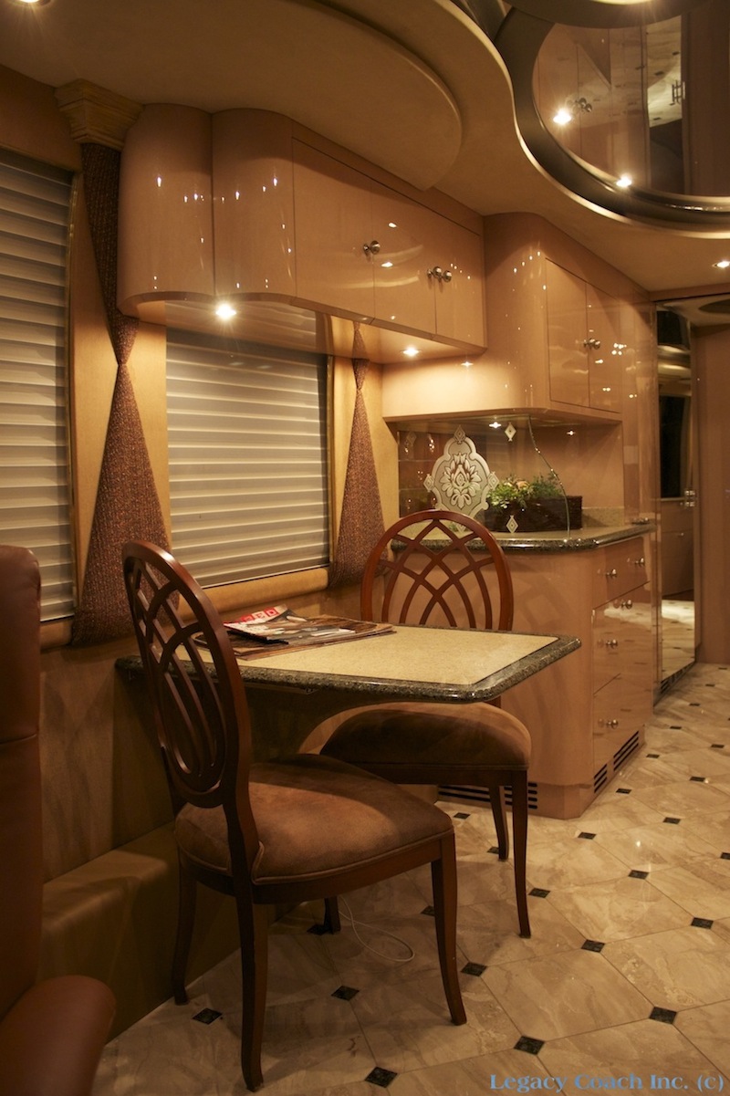 2000 Prevost Liberty XL For Sale