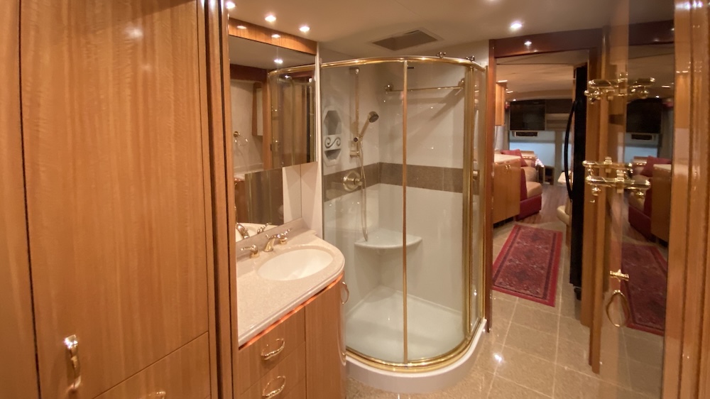 2001 Prevost Marathon H3-45 For Sale