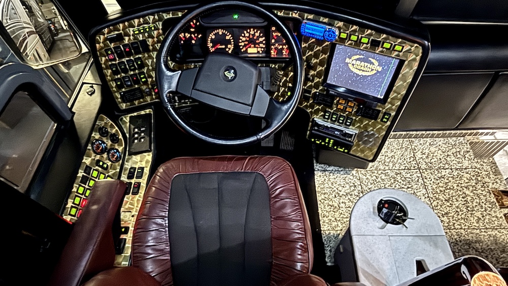 2000 Prevost Marathon H3-45 For Sale