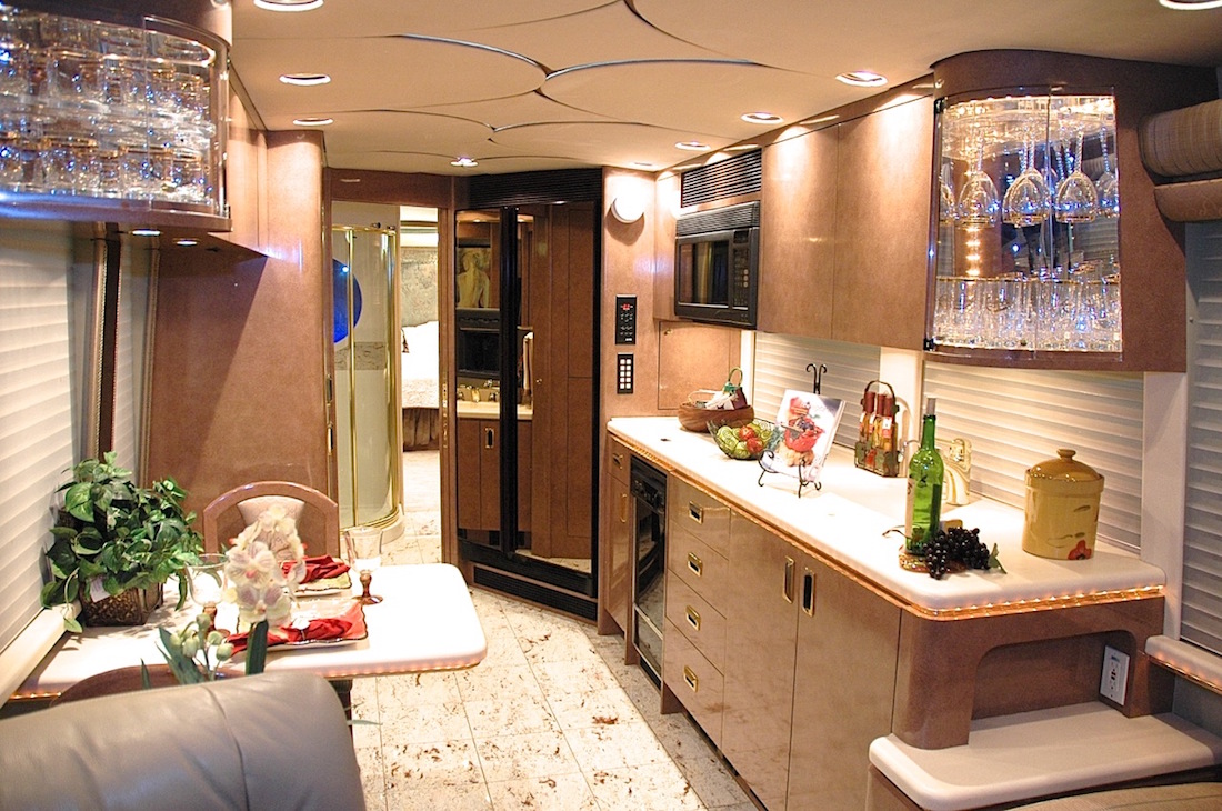 2000 Prevost Marathon H3-45 For Sale