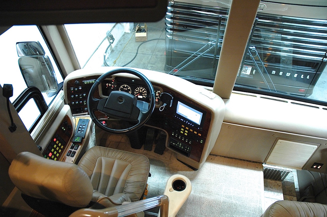 2000 Prevost Marathon H3-45 For Sale