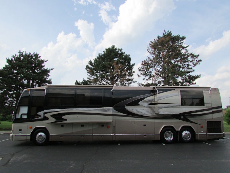 2000 Prevost Marathon H3-45 For Sale