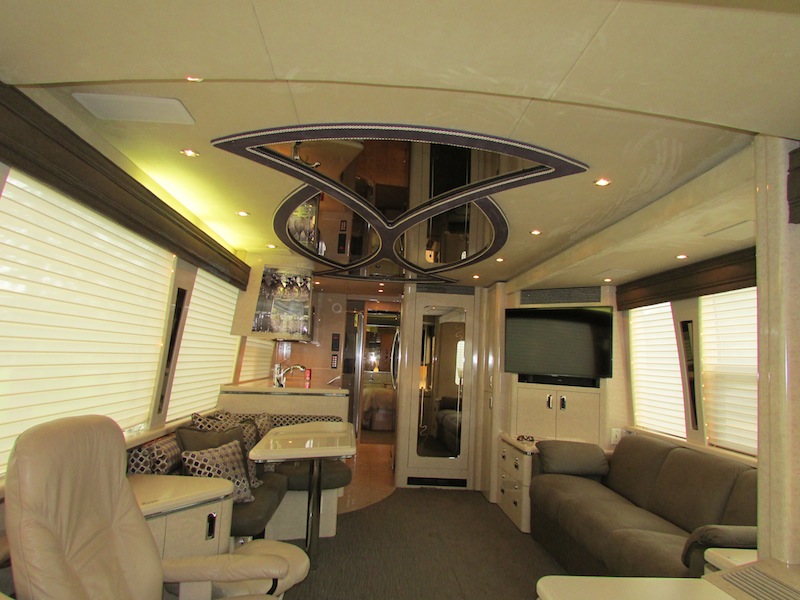 2000 Prevost Marathon H3-45 For Sale