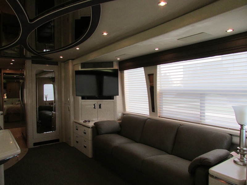 2000 Prevost Marathon H3-45 For Sale