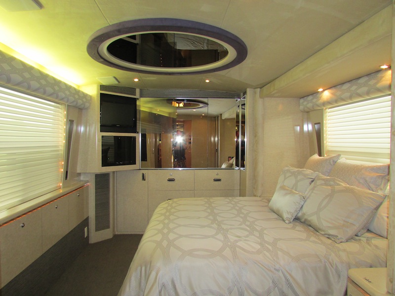 2000 Prevost Marathon H3-45 For Sale