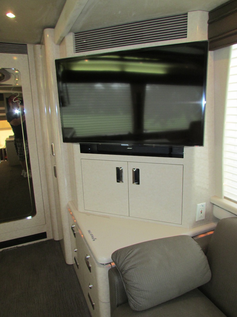 2000 Prevost Marathon H3-45 For Sale