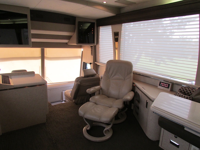 2000 Prevost Marathon H3-45 For Sale