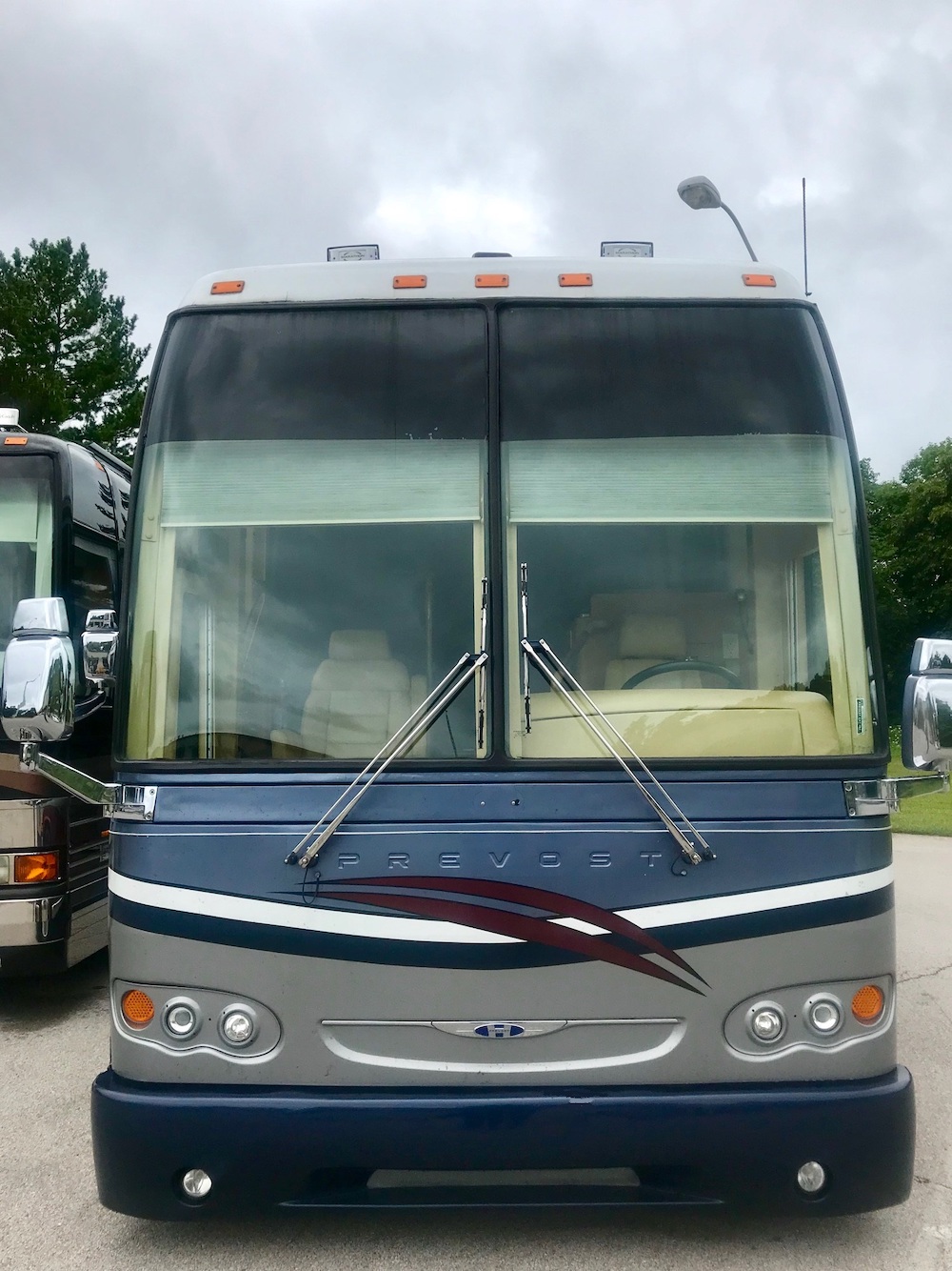 2000 Prevost Marathon H3-45 For Sale