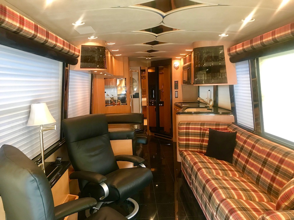 2000 Prevost Marathon H3-45 For Sale