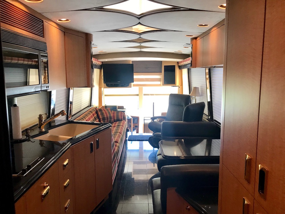 2000 Prevost Marathon H3-45 For Sale