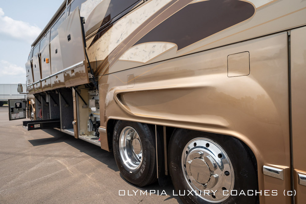 2000 Prevost Marathon H3-45 For Sale