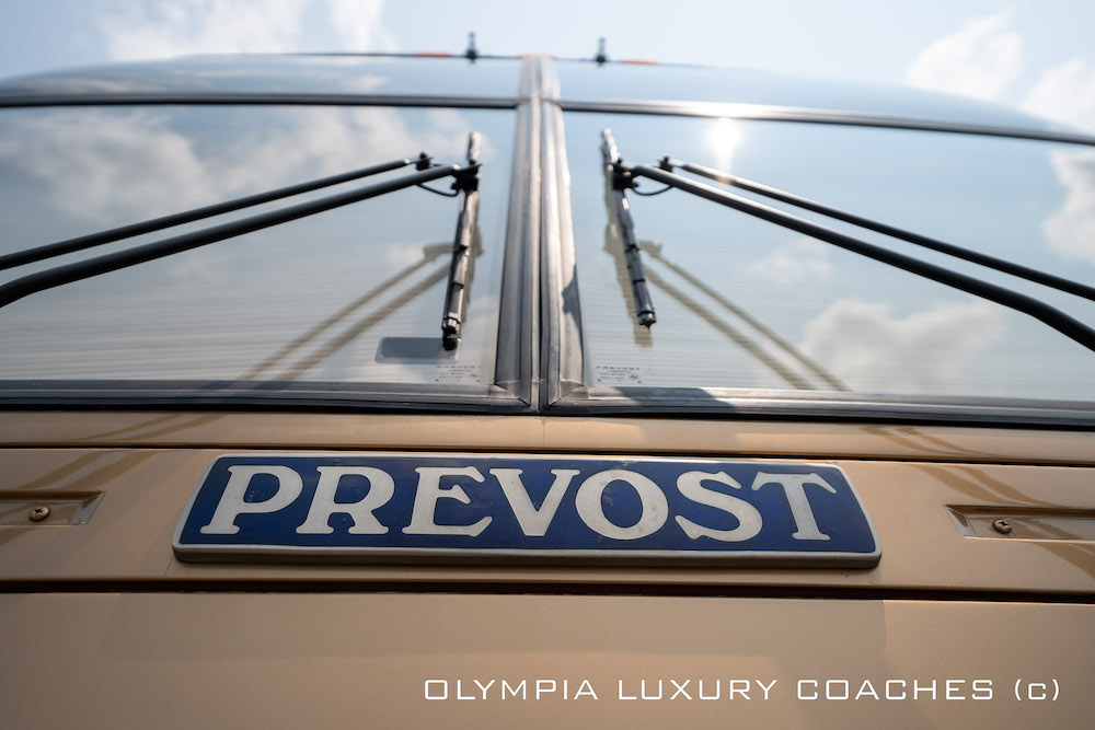 2000 Prevost Marathon H3-45 For Sale