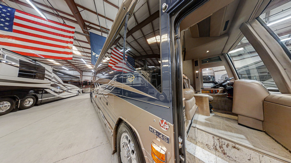 2000 Prevost Marathon H3-45 For Sale