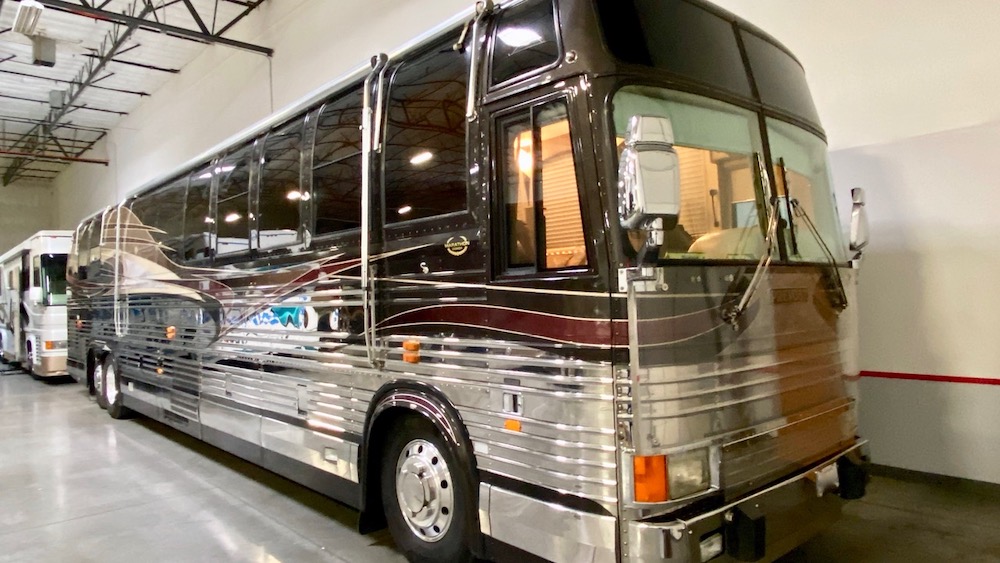 2000 Prevost Marathon XL For Sale