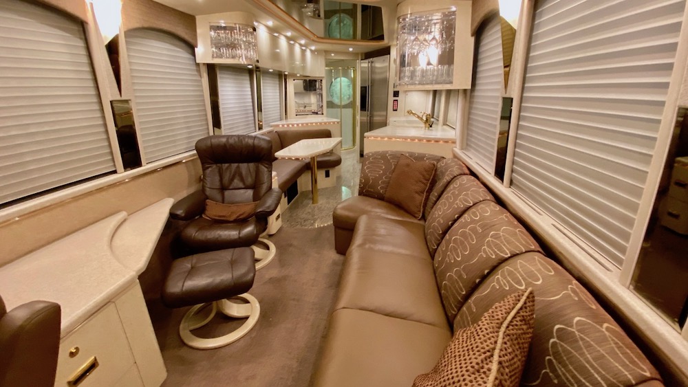 2000 Prevost Marathon XL For Sale