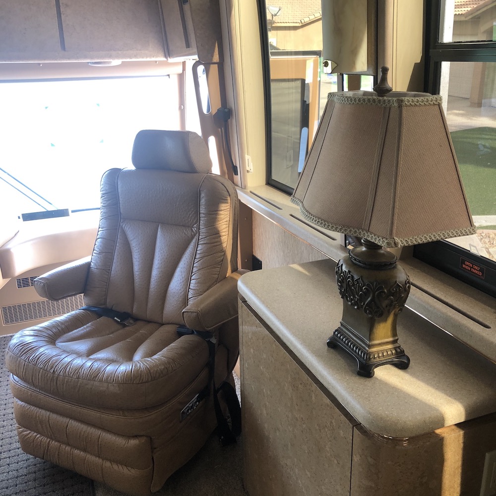 2000 Prevost Marathon XL For Sale