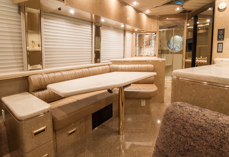 2000 Prevost Marathon XL For Sale