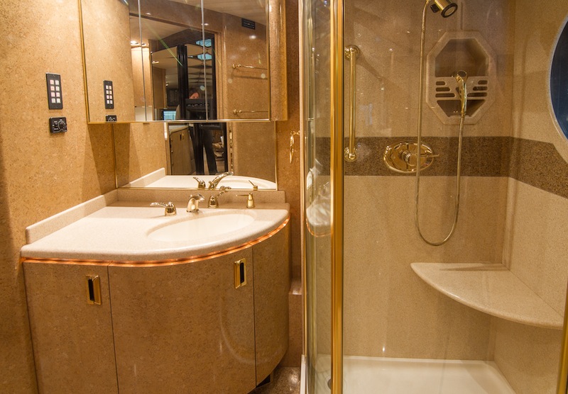 2000 Prevost Marathon XL For Sale