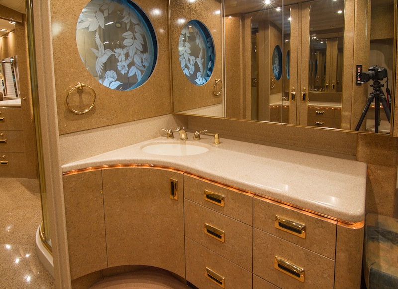 2000 Prevost Marathon XL For Sale