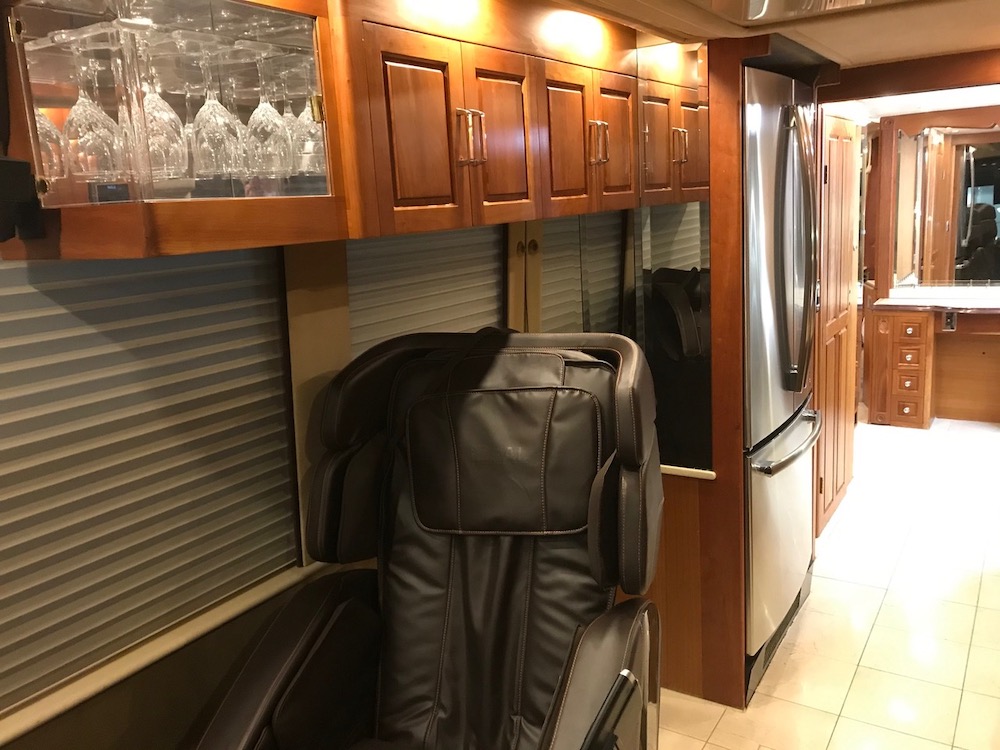 2000 Prevost Royale H3-45 For Sale