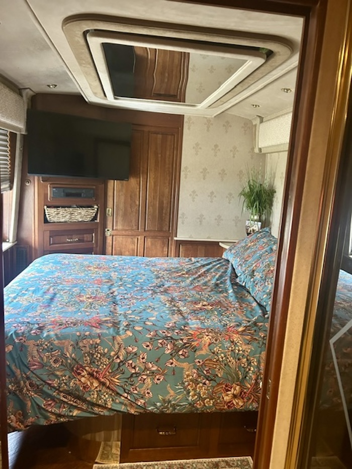 2000 Prevost Royale  H3-45 For Sale