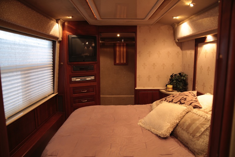 2000 Prevost Royale H3-45 For Sale
