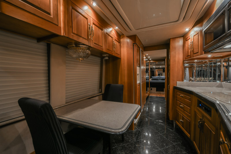 2000 Prevost Royale H3-45 For Sale