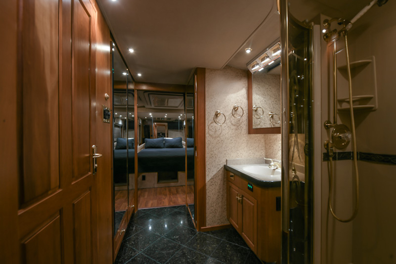 2000 Prevost Royale H3-45 For Sale