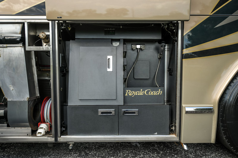 2000 Prevost Royale H3-45 For Sale