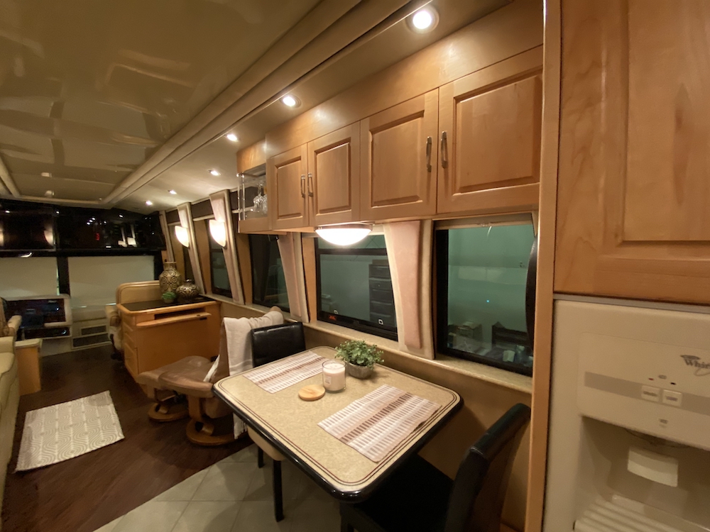 2008 Prevost Liberty H3-45 For Sale