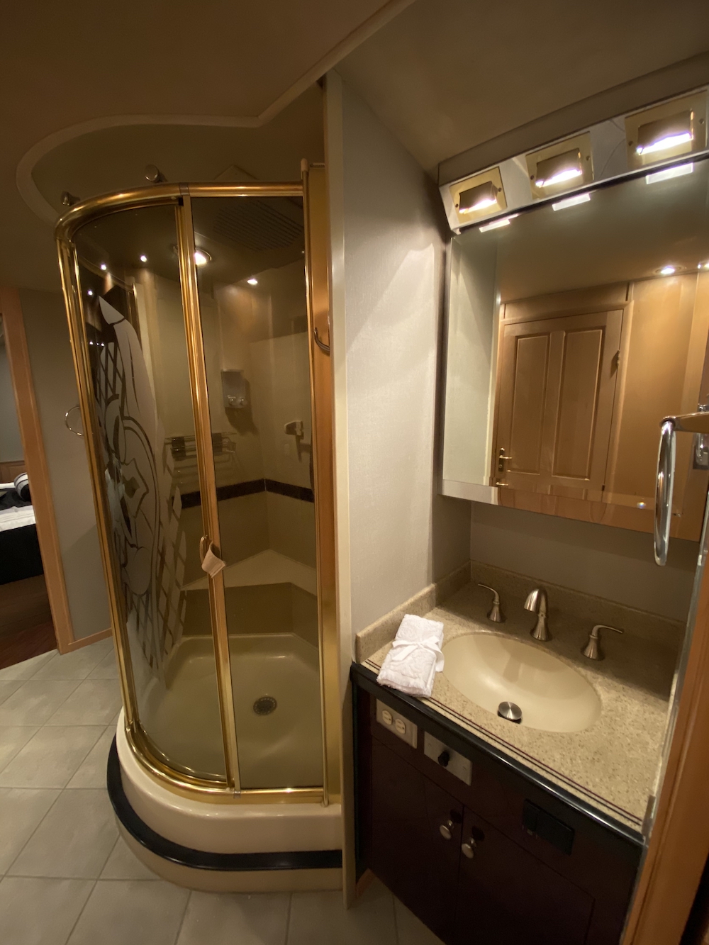 2008 Prevost Liberty H3-45 For Sale