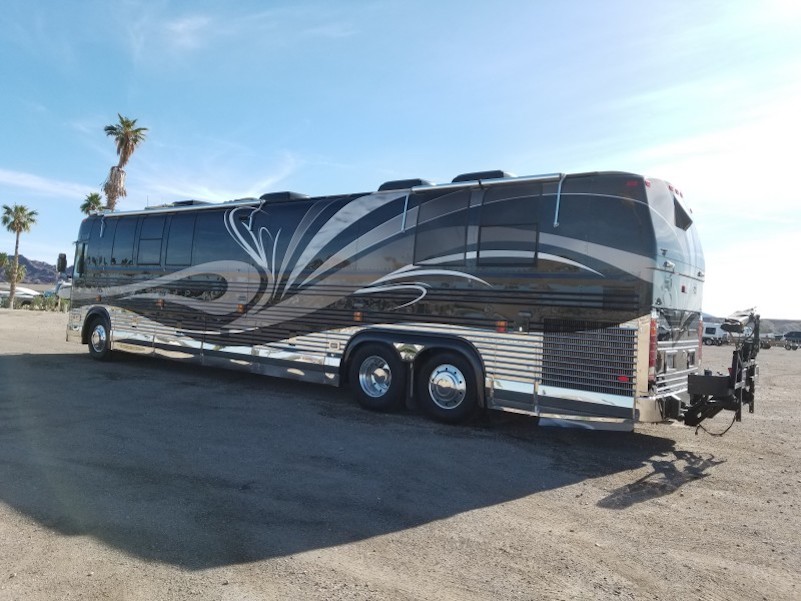 2000 Prevost Featherlite XL For Sale