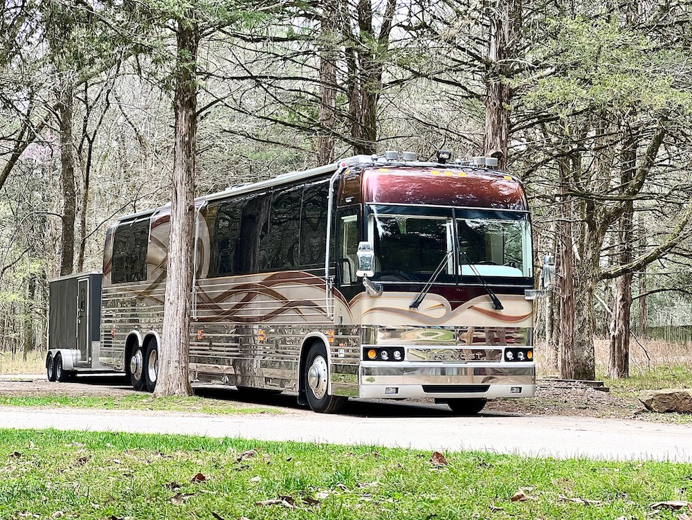 2001 Prevost Angola XLII  For Sale