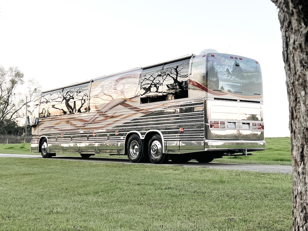 2001 Prevost Angola XLII  For Sale