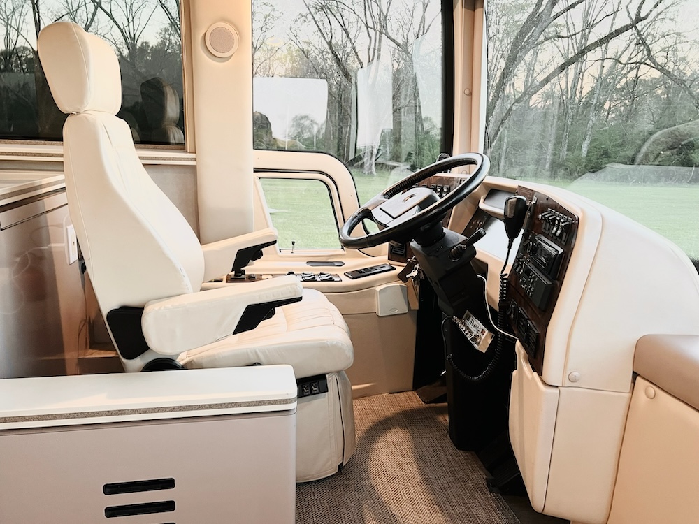 2001 Prevost  Angola XLII For Sale