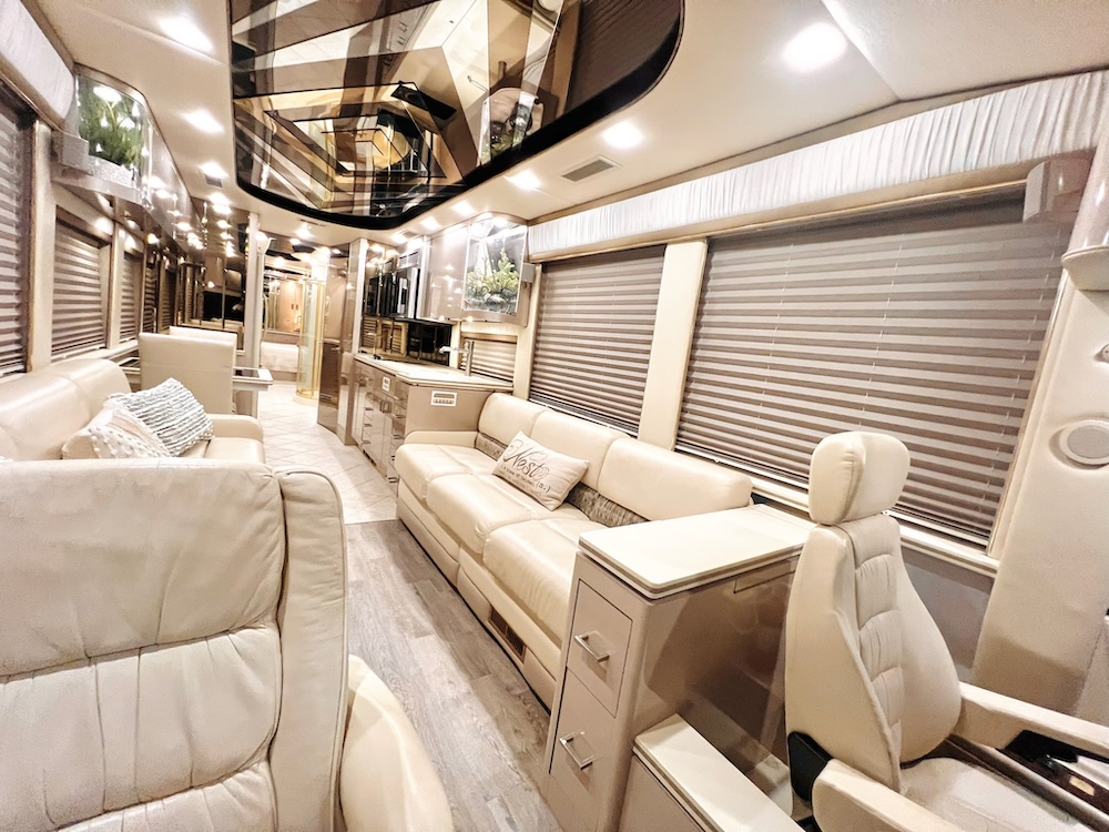 2001 Prevost  Angola XLII For Sale