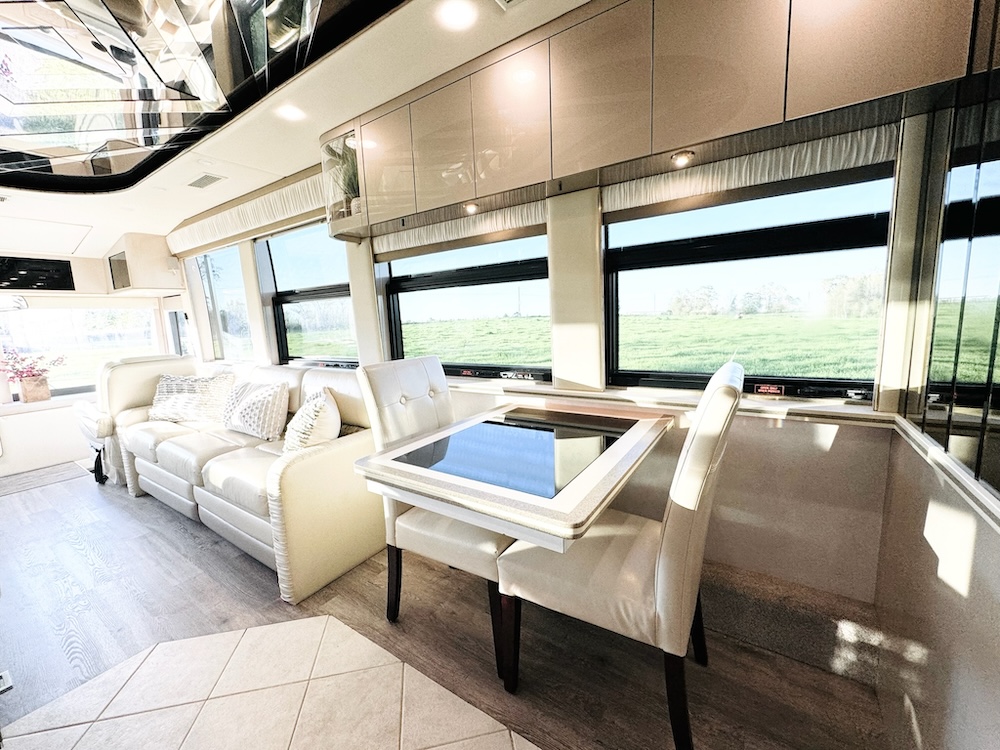 2001 Prevost  Angola XLII For Sale