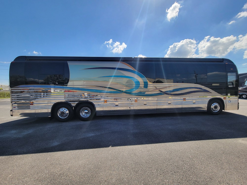 2001 Prevost Angola XLII For Sale