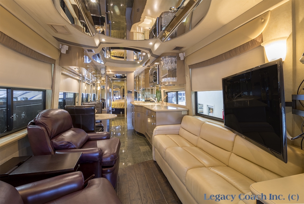 2001 Prevost Country Coach H3-45 For Sale