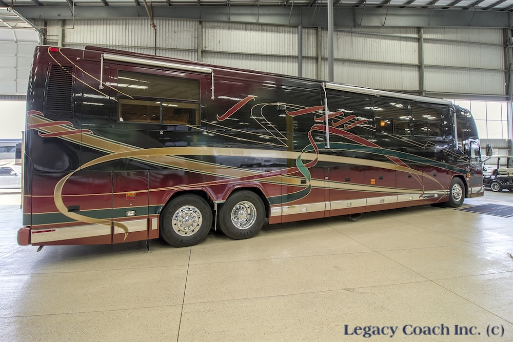 2001 Prevost Country Coach H3-45 For Sale