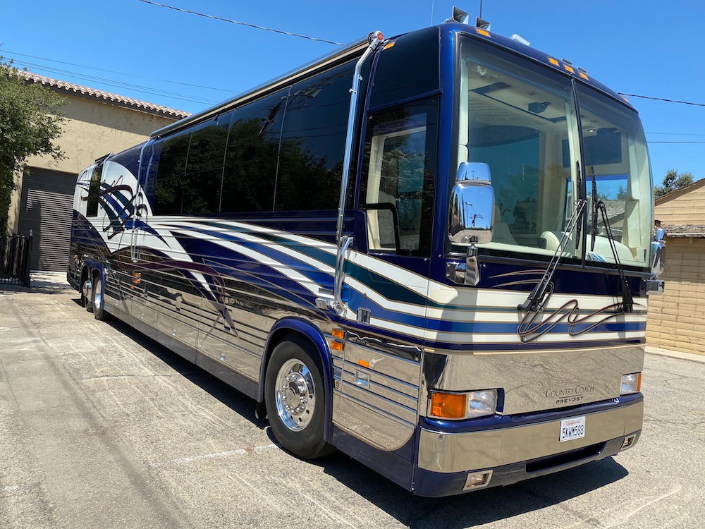 2001 Prevost Country Coach XLIINon Slide