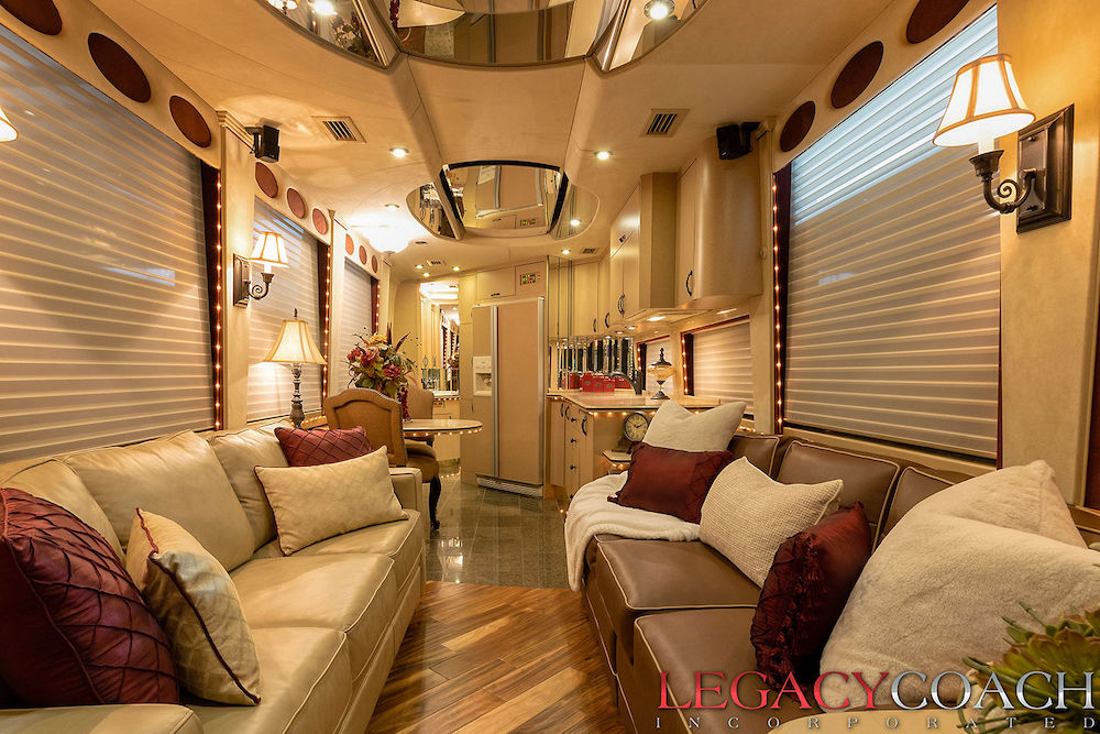 2001 Prevost Country Coach XLII For Sale