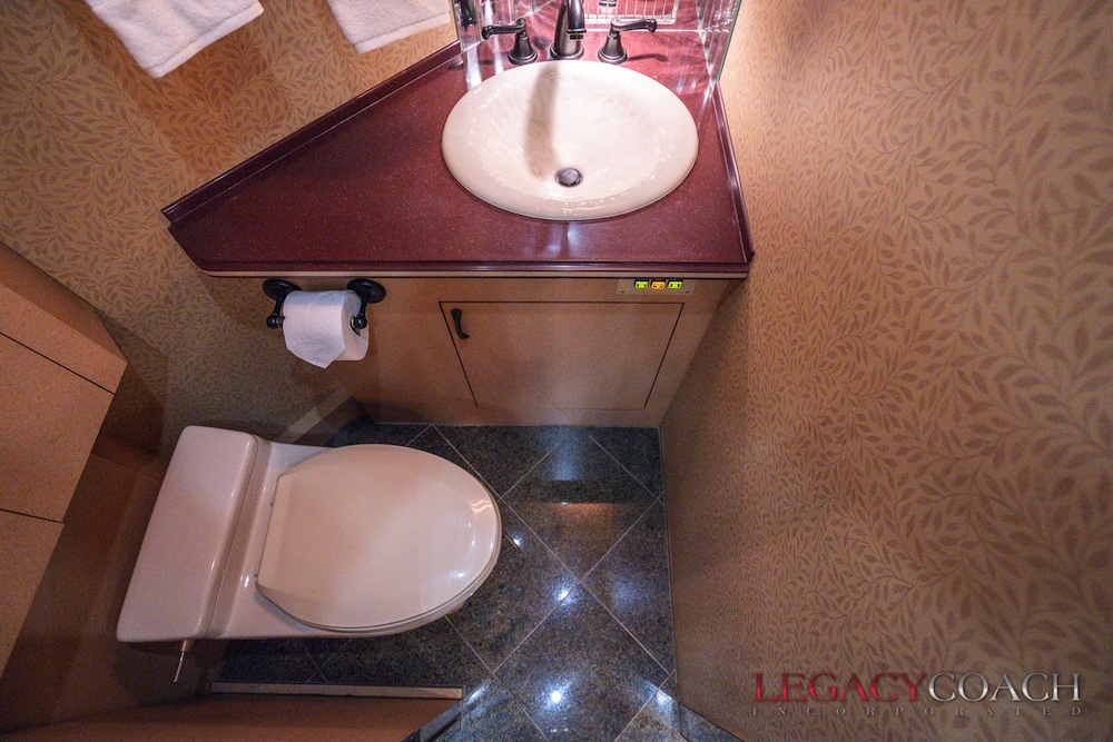 2001 Prevost Country Coach XLII For Sale