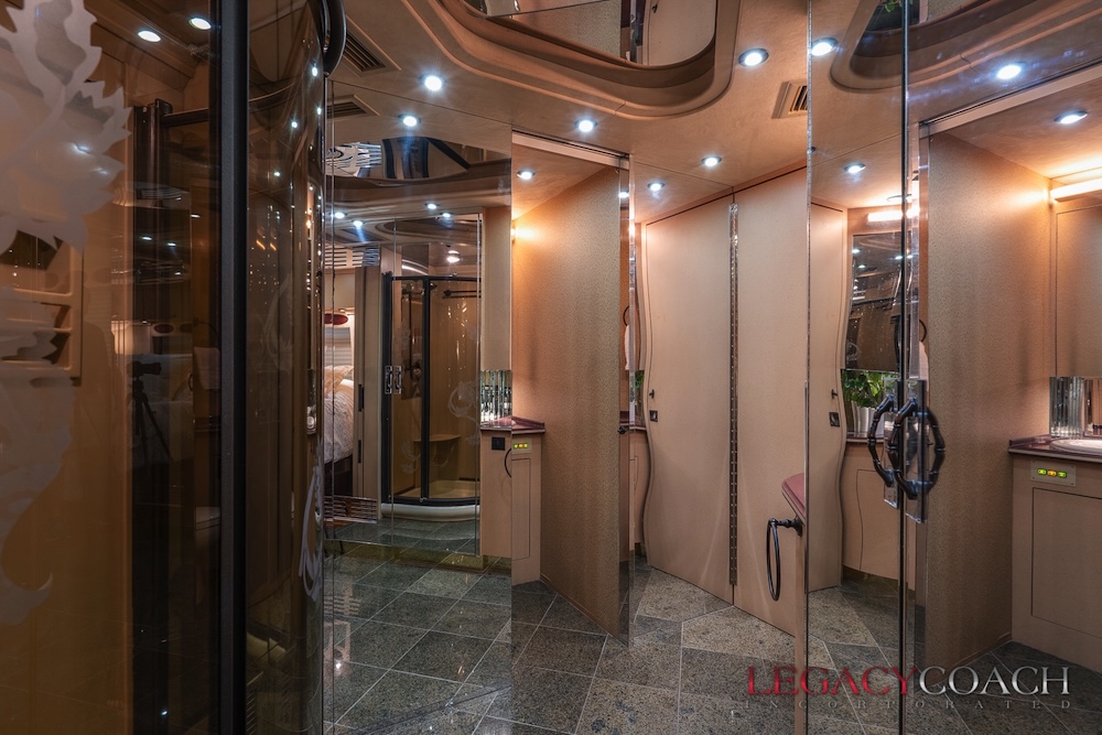 2001 Prevost Country Coach XLII For Sale