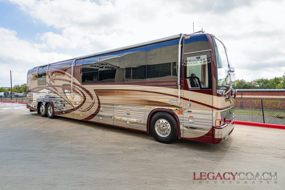 2001 Prevost Country Coach XLII For Sale